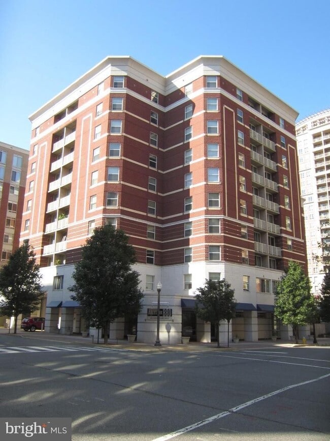 Photo - 880 N Pollard Street Apartment