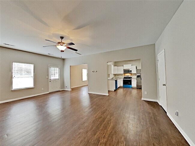Building Photo - 12932 Silvaire Farm Rd