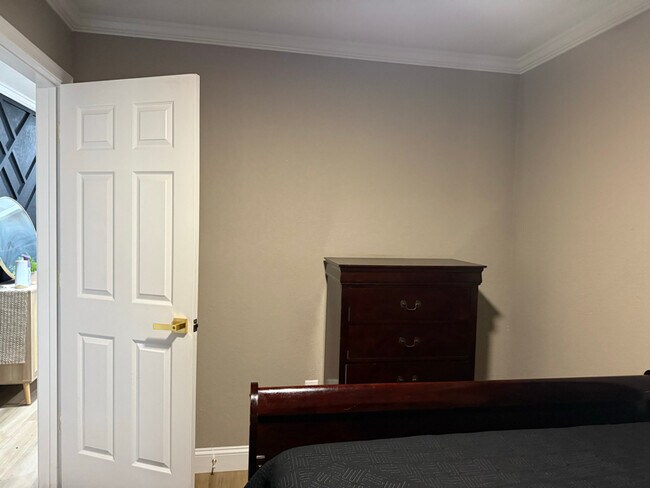 Foto del edificio - 14 Oneda Dr