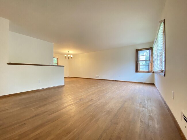 Foto del edificio - 3620 3rd Pl NW