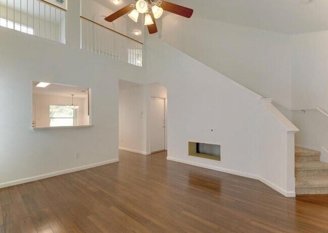 Foto del edificio - 211 Cadillac Cove