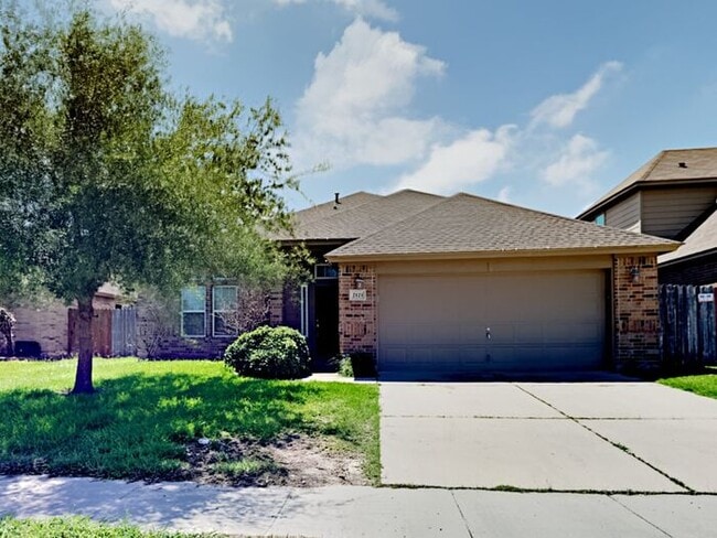 Building Photo - $1,000 off first month. Pre-lease special....