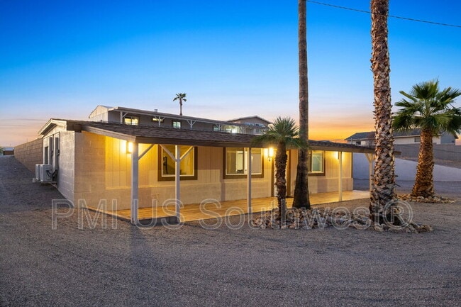 Foto del edificio - 437 Riverfront Dr