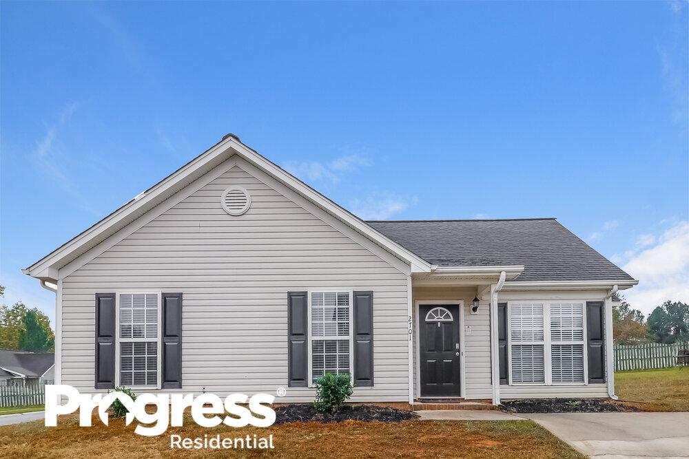 2701 Brook Ridge Dr, Bessemer City, NC 28016 House for Rent in