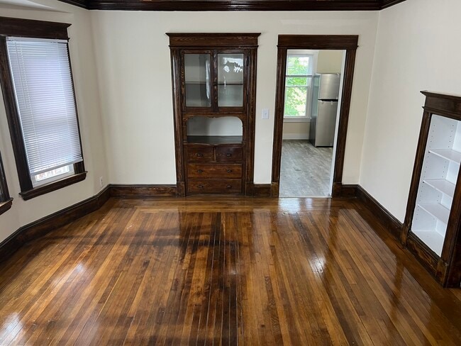 Living Room - 32 W Alvord St