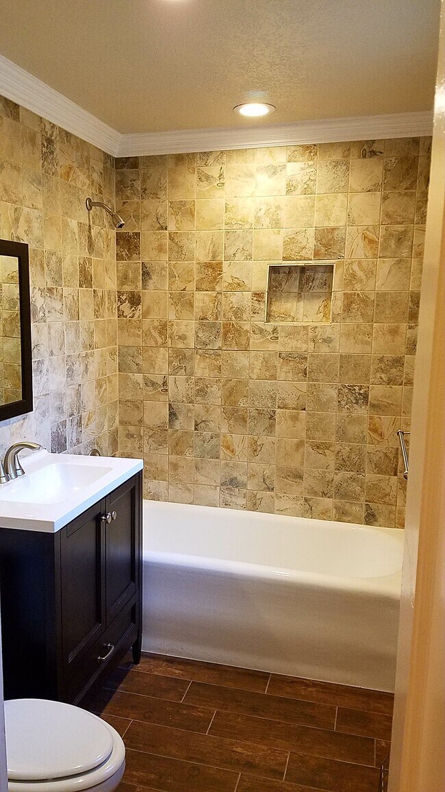 Custom Bathroom - 2000 Forest Park Blvd