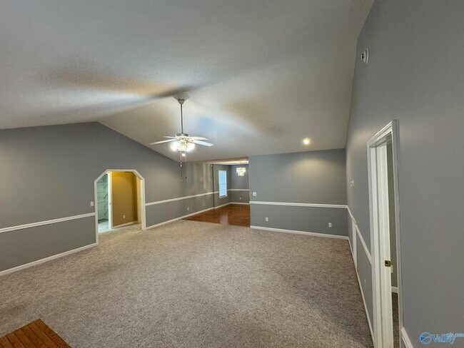 Foto del edificio - 104 Cypress Cir