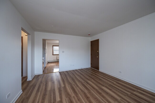 Foto del edificio - 14450 Jefferson Ave