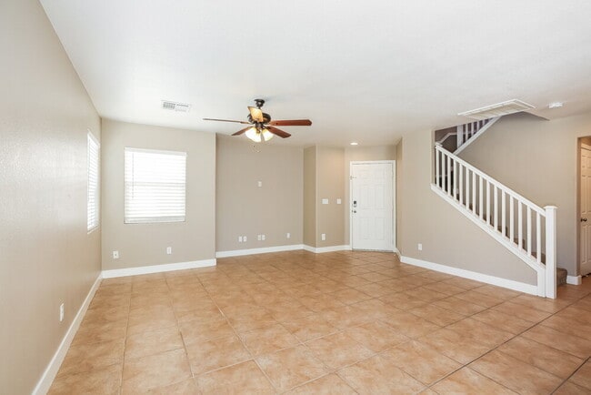 Foto del edificio - 8225 W Wildwood Glen Dr