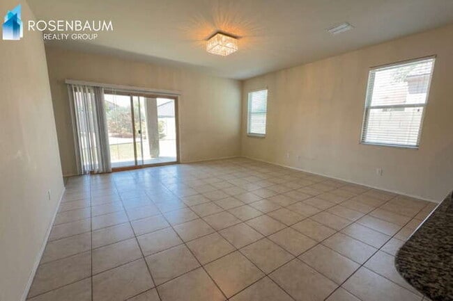 Building Photo - 41917 W Manderas Ln