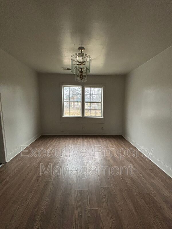 Foto del edificio - 1881 Fulton Ave SW