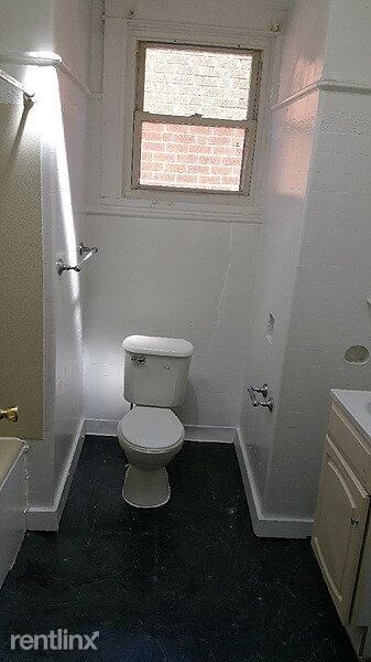 Building Photo - 3 br, 1 bath Apartment - 2504 Linden Avenue 2