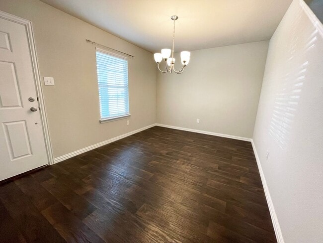 Foto del edificio - Gorgeous 2 Story 3 Bedroom Home in Fort Worth