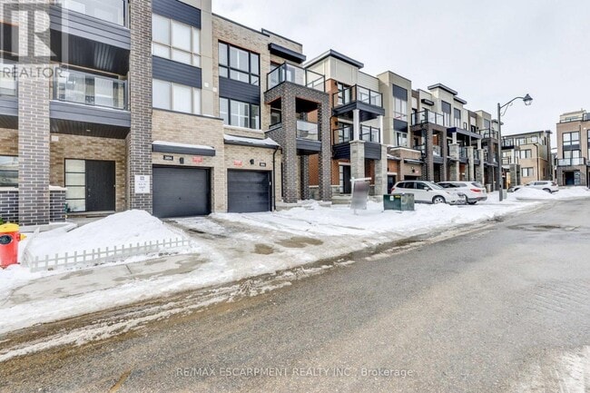 Building Photo - 3056 Cascade Common