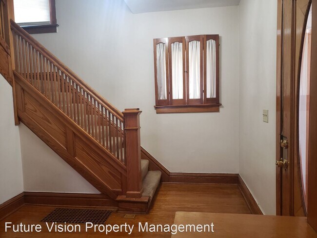 Foto del edificio - 3 br, 2 bath House - 127 Illinois St