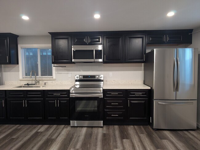 Building Photo - 34320 Chester Ct