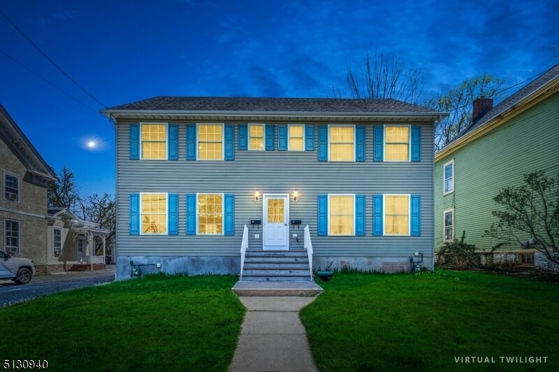 Primary Photo - 17 Park Ave