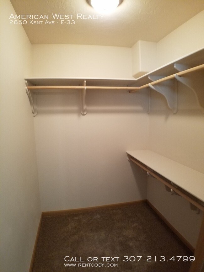 Foto del edificio - 2bed/2bath condo