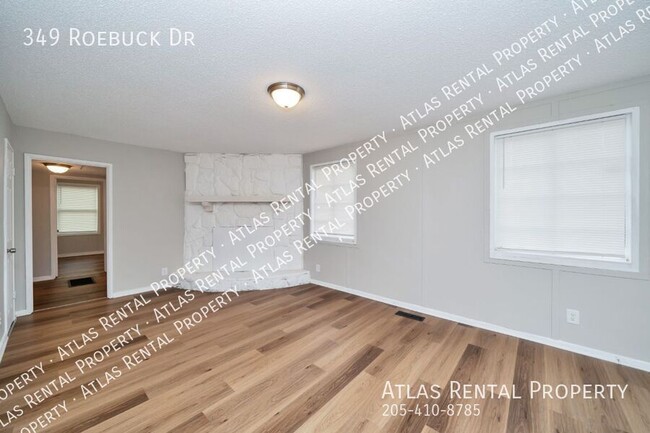 Foto del edificio - 349 Roebuck Dr