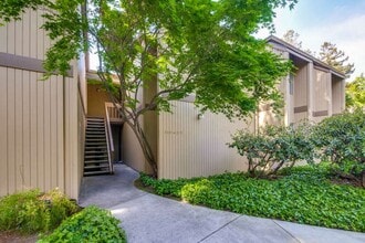 Building Photo - 505 Cypress Point Dr