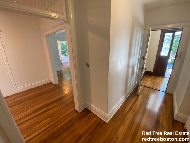 Foto del edificio - 244 Winchester St