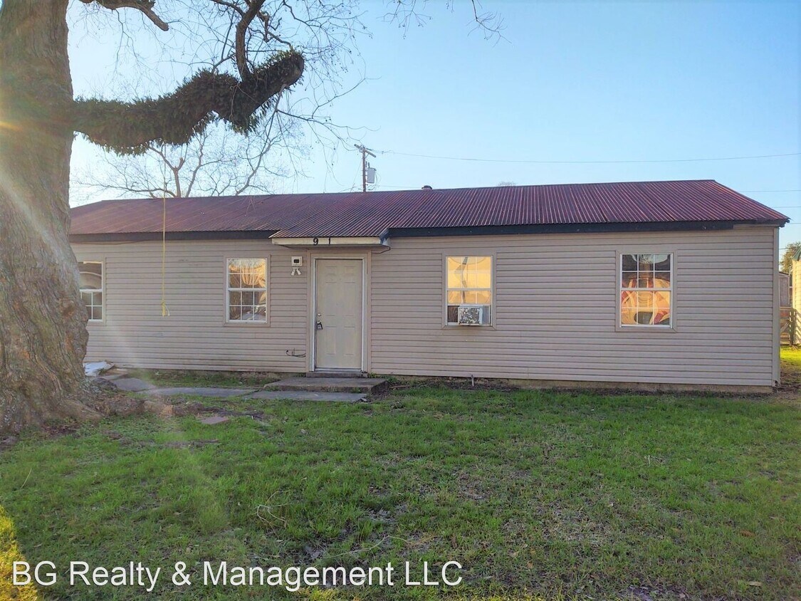 Primary Photo - 3 br, 1 bath House - 901 Priscilla Lane
