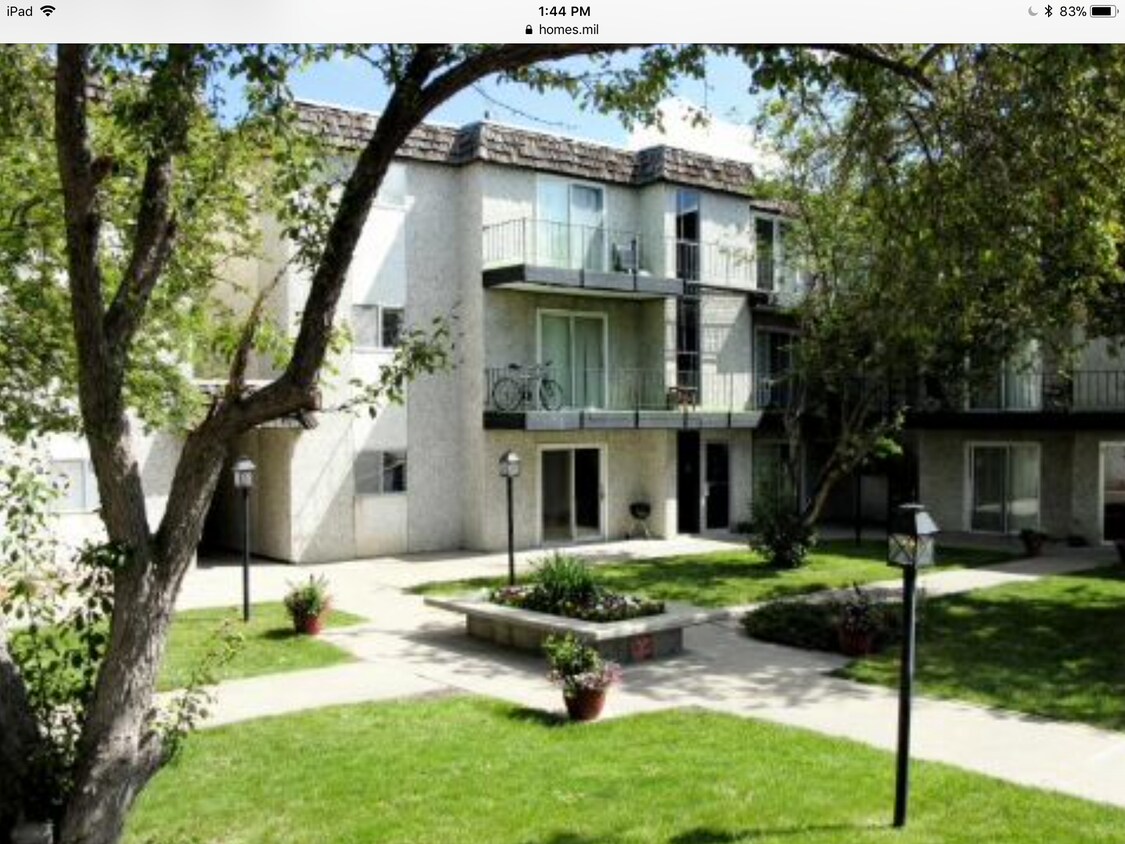 Primary Photo - 3345 11th Ave S