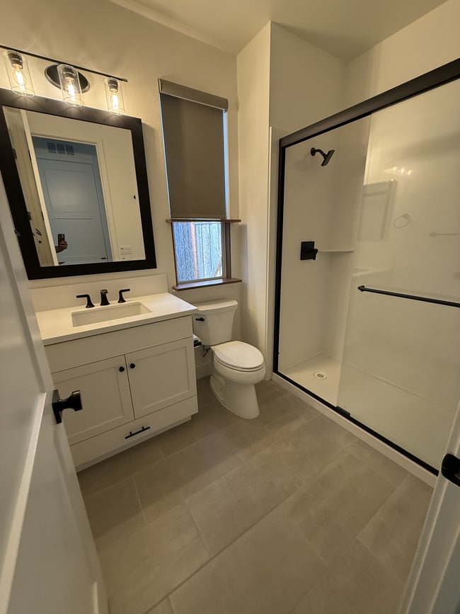 Foto del edificio - 1604 Winding Creek Way