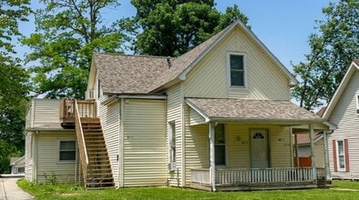 Building Photo - 607 S Green St