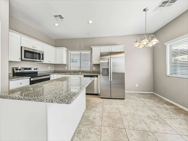 Building Photo - 1608 S 79th Ln