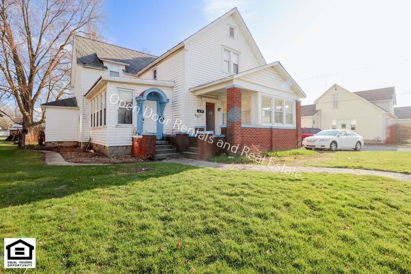 Foto principal - 607 W Monroe St