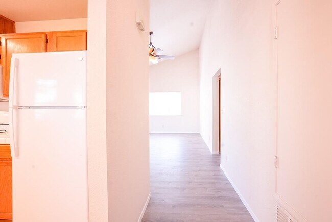 Foto del edificio - Charming Two Bedroom American Canyon House