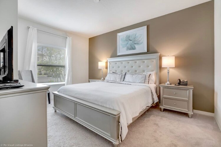 Master Bedroom - 8909 SHINE Dr