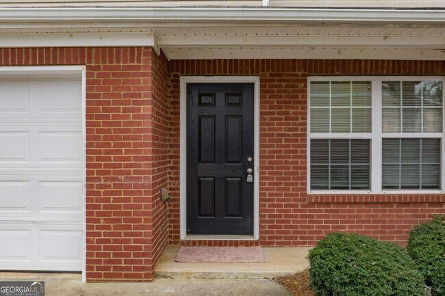 Foto del edificio - 453 Tara Commons Cir