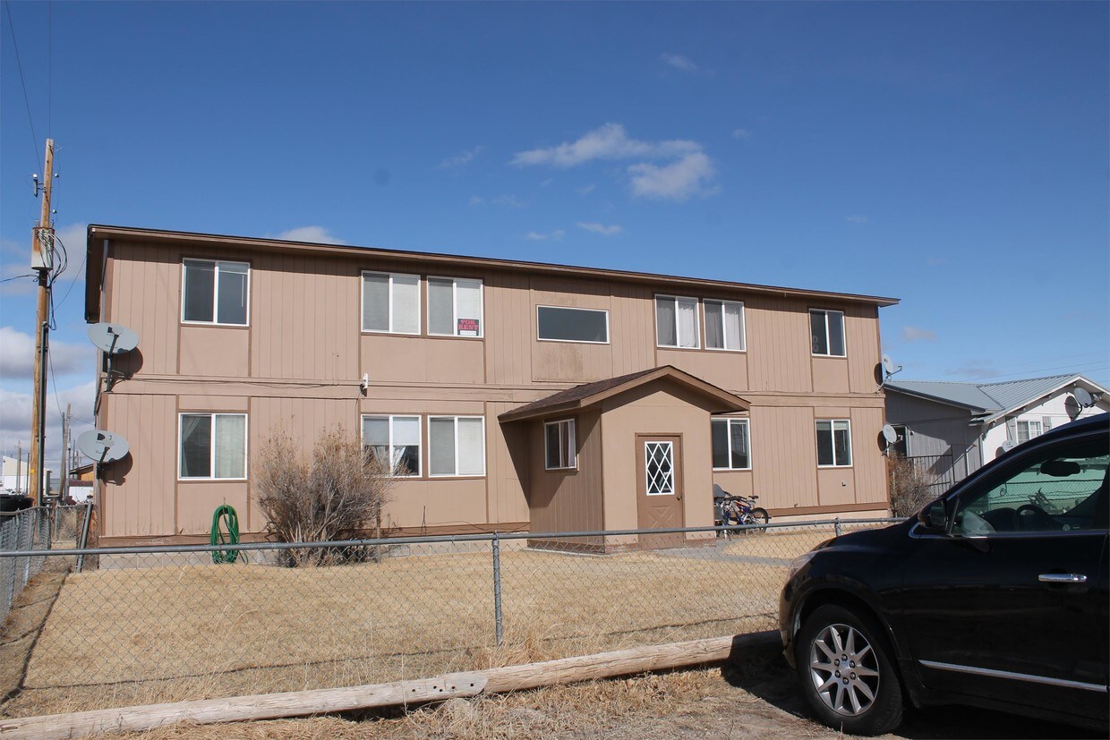 215 3rd St Unit 2, Big Piney, WY 83113 Apartment for Rent in Big Piney, WY