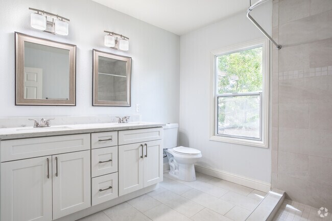 3HAB, 2BA - Cypress Cottage - Oakland Heights Senior Living