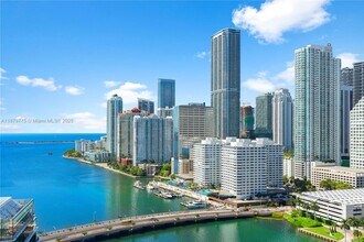 Building Photo - 701 Brickell Key Blvd