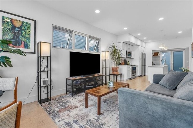 Building Photo - 5454 Black St