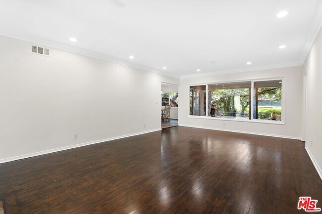 Foto del edificio - 15543 Del Gado Dr