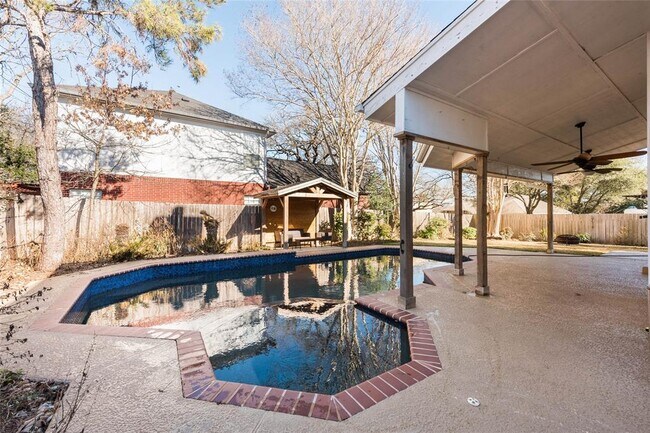Building Photo - 1215 Thistle Trail