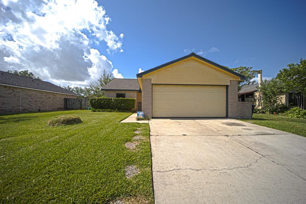10131 Towne Mist Dr, Sugar Land, TX 77498 House Rental in Sugar Land