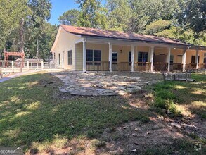 Building Photo - 7440 Bells Ferry Rd