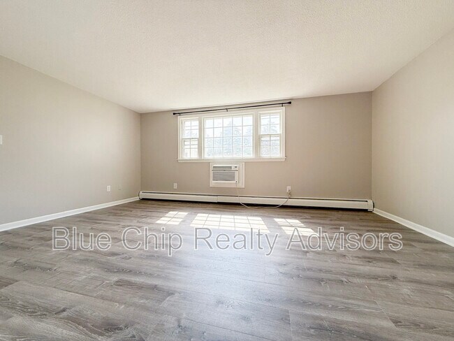 Foto del edificio - 5 Meisner Cir