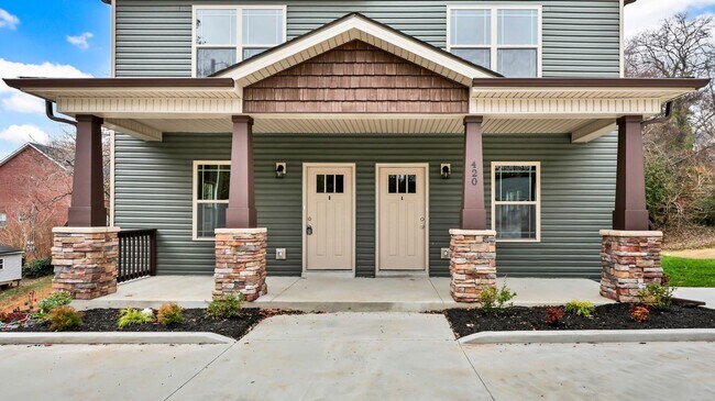 Foto del edificio - 420 S 2nd St