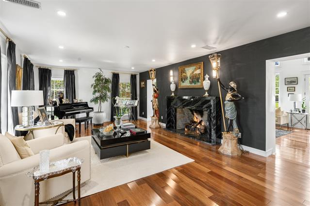 Foto del edificio - 4522 Walnut Hill Ln