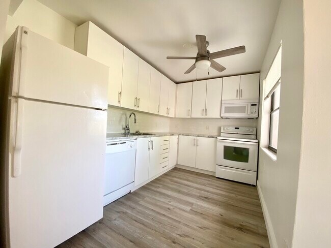Foto del edificio - 1016 SW 2nd St