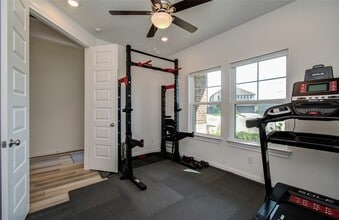 Building Photo - 2816 Oakheath Crst Ct