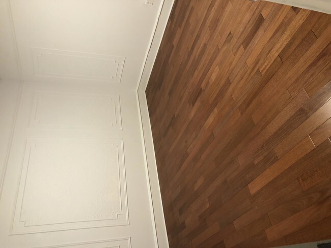 Building Photo - 3 bedroom in Woodside NY 11377