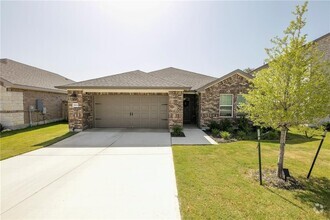 Building Photo - 1404 Deering Run