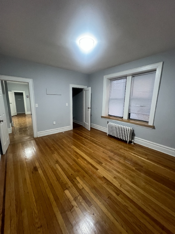 Foto del edificio - 583 Mt Prospect Ave